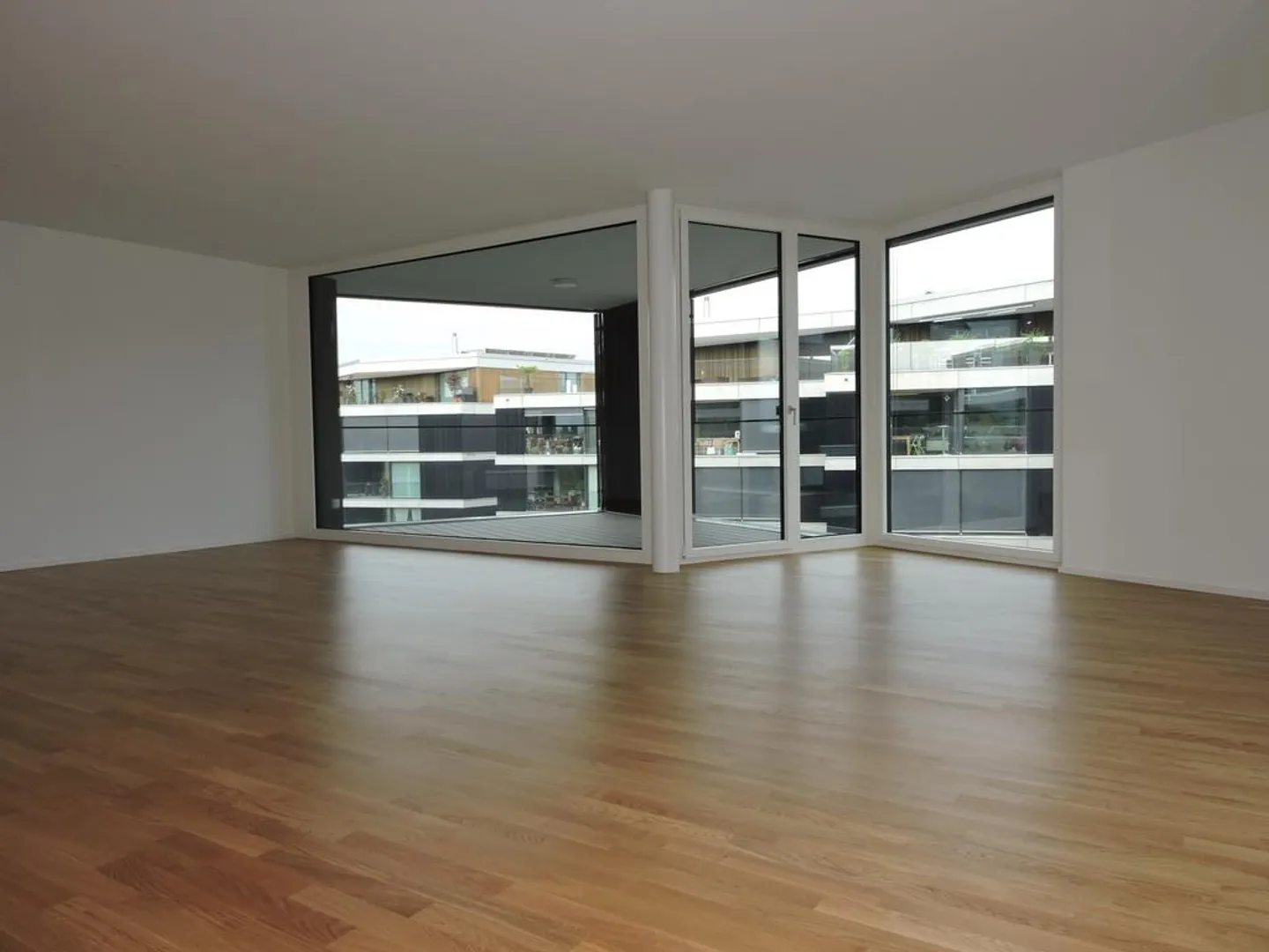 Your new feel-good oasis in Zug - 3.5 room apartment in a preferred location - Photo 2 of 6