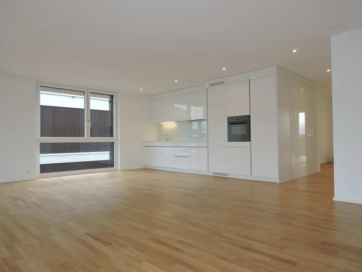 Your new feel-good oasis in Zug - 3.5 room apartment in a preferred location - Photo 3 of 6