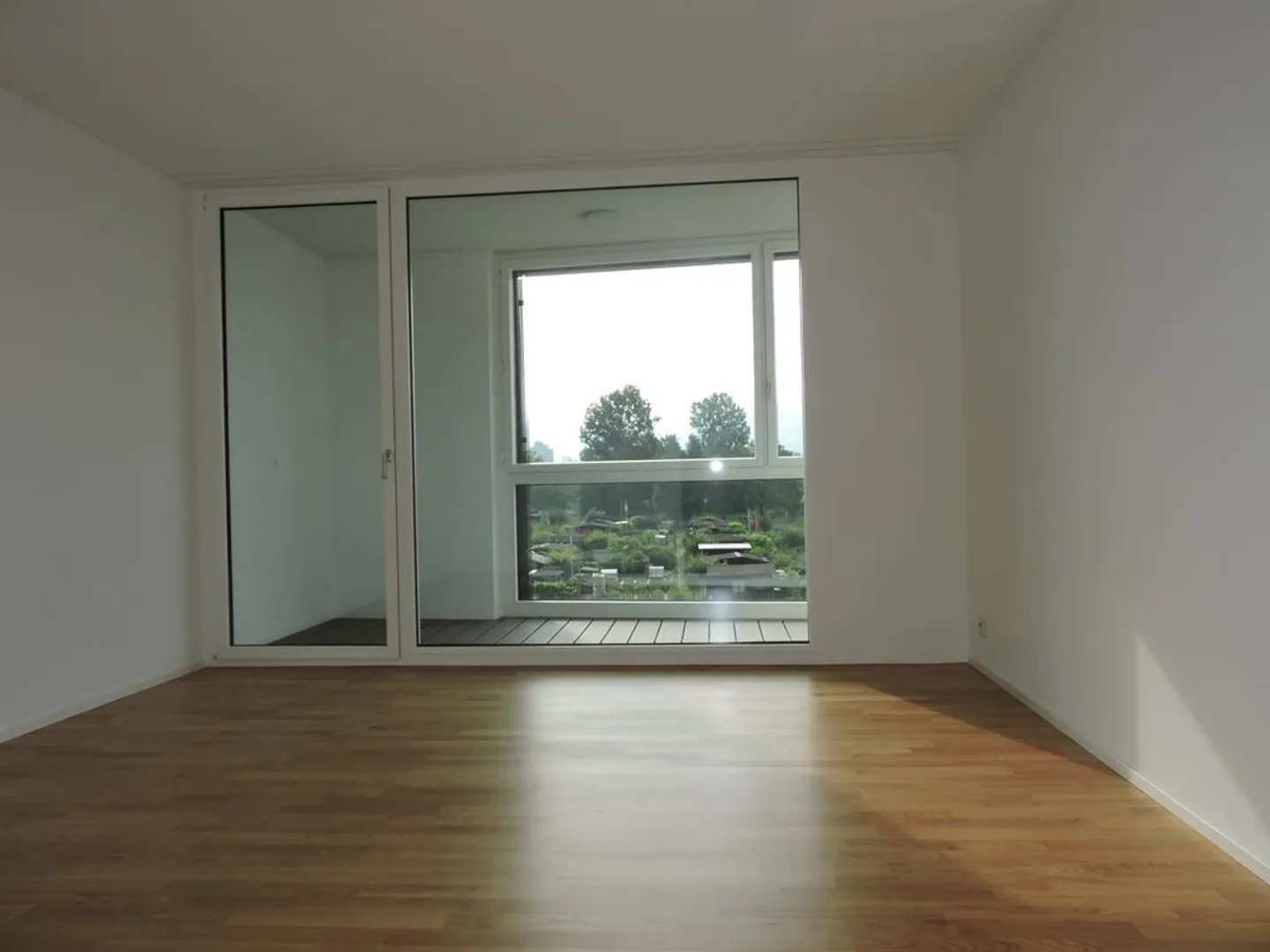 Your new feel-good oasis in Zug - 3.5 room apartment in a preferred location - Photo 4 of 6
