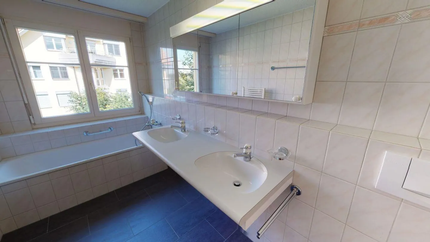 Penthouse in Family Quarter - Photo 2 of 10