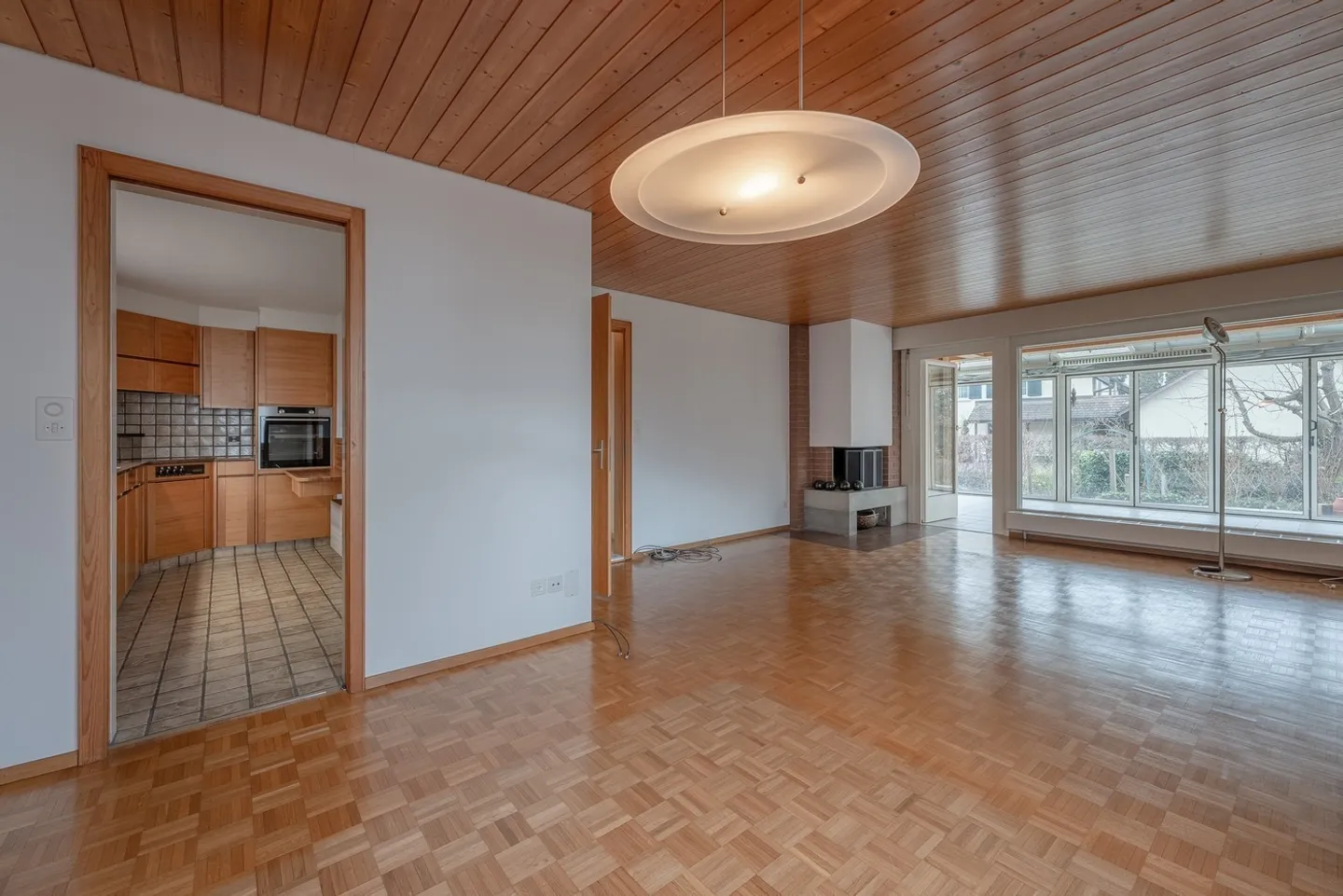 Charming 5.5-room single-family house at Lake Mettmenhasli - Photo 6 of 16