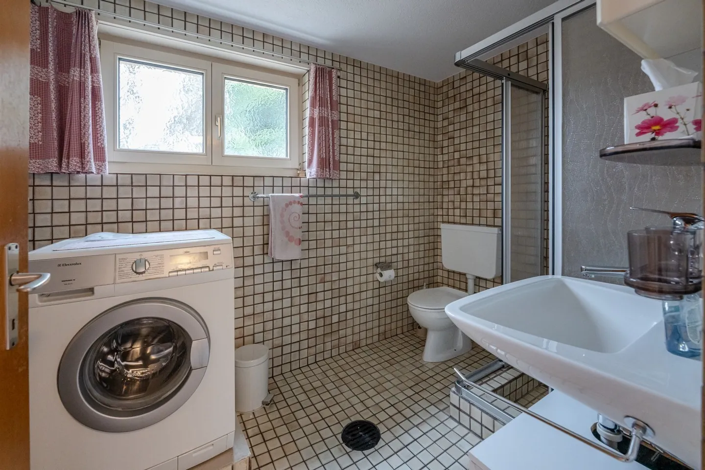 Charming 5.5-room single-family house at Lake Mettmenhasli - Photo 10 of 16