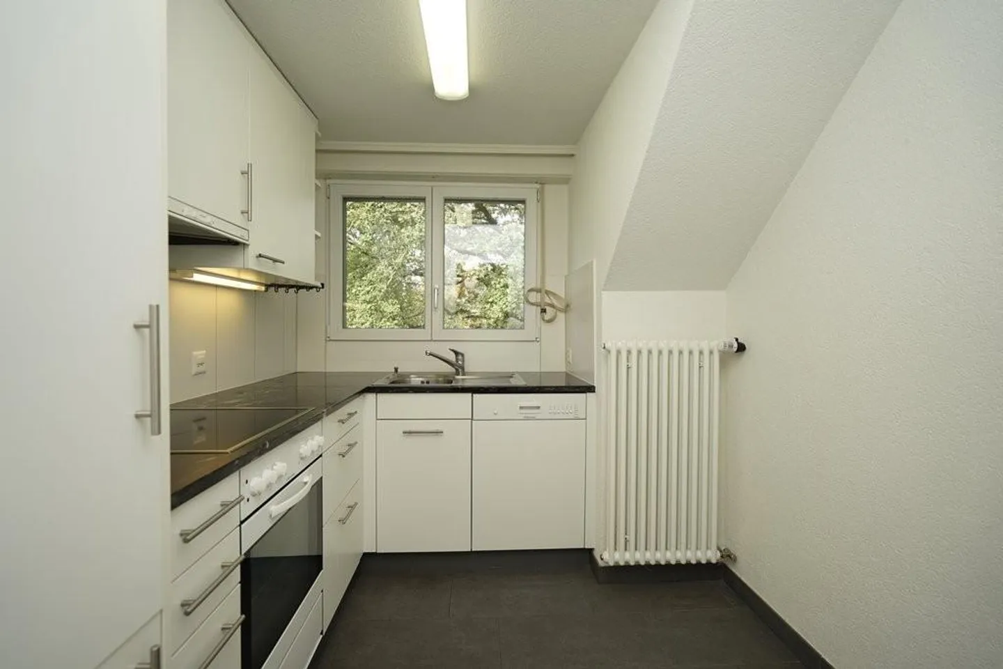 Posizione centrale in Ostring! - Foto 1 di 7