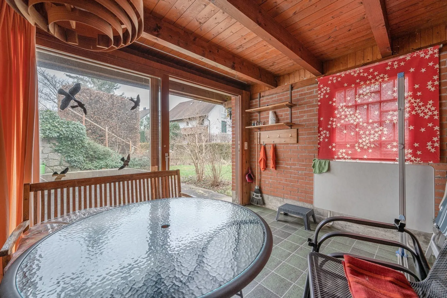 Charming 5.5-room single-family house at Lake Mettmenhasli - Photo 11 of 16