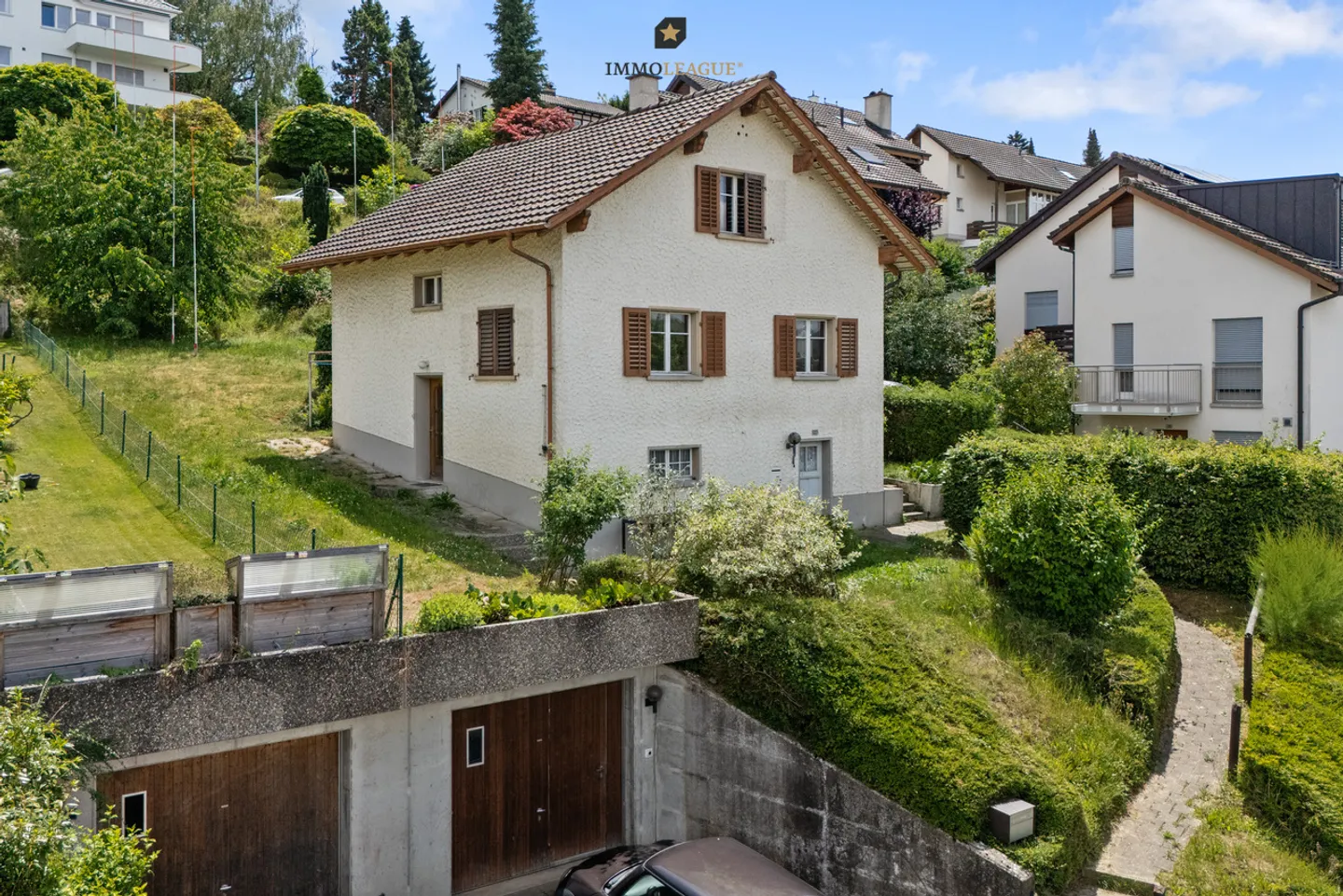 Many attractive opportunities in a quiet location with lake view. - Photo 6 of 9
