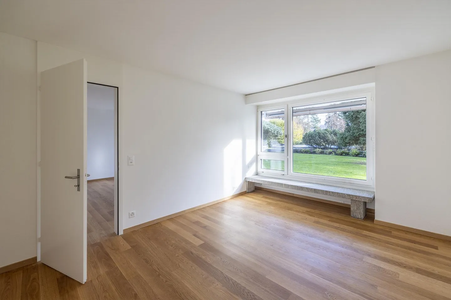 Grosszügige Gartenwohnung mit Schwimmbad im Dreilindenquartier - Foto 5 von 11