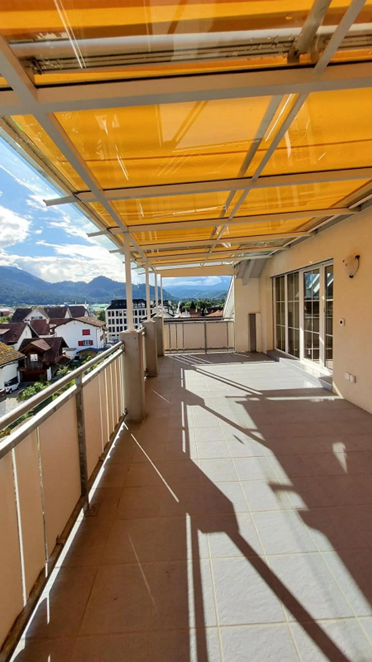 Penthouse - Photo 3 of 12
