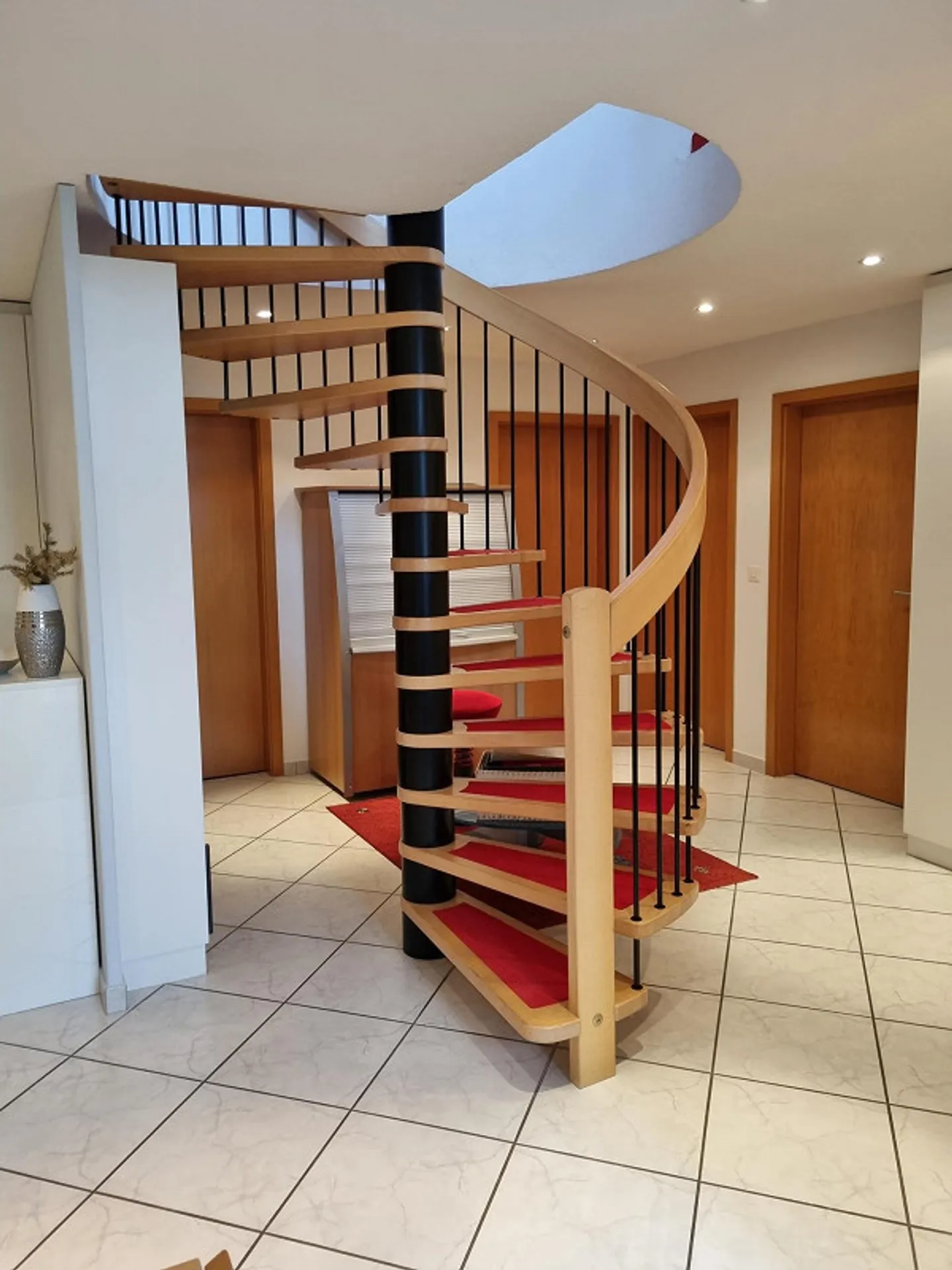 Penthouse - Photo 5 of 12