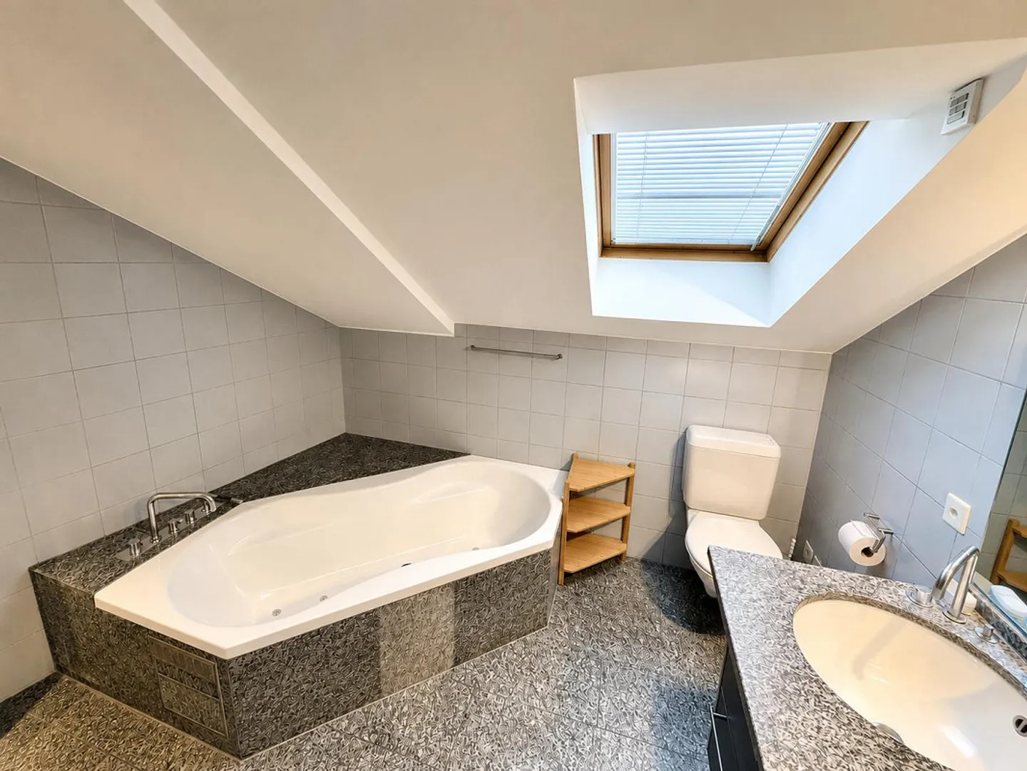 Familienhaus mit atemberaubender Aussicht - Foto 11 von 20
