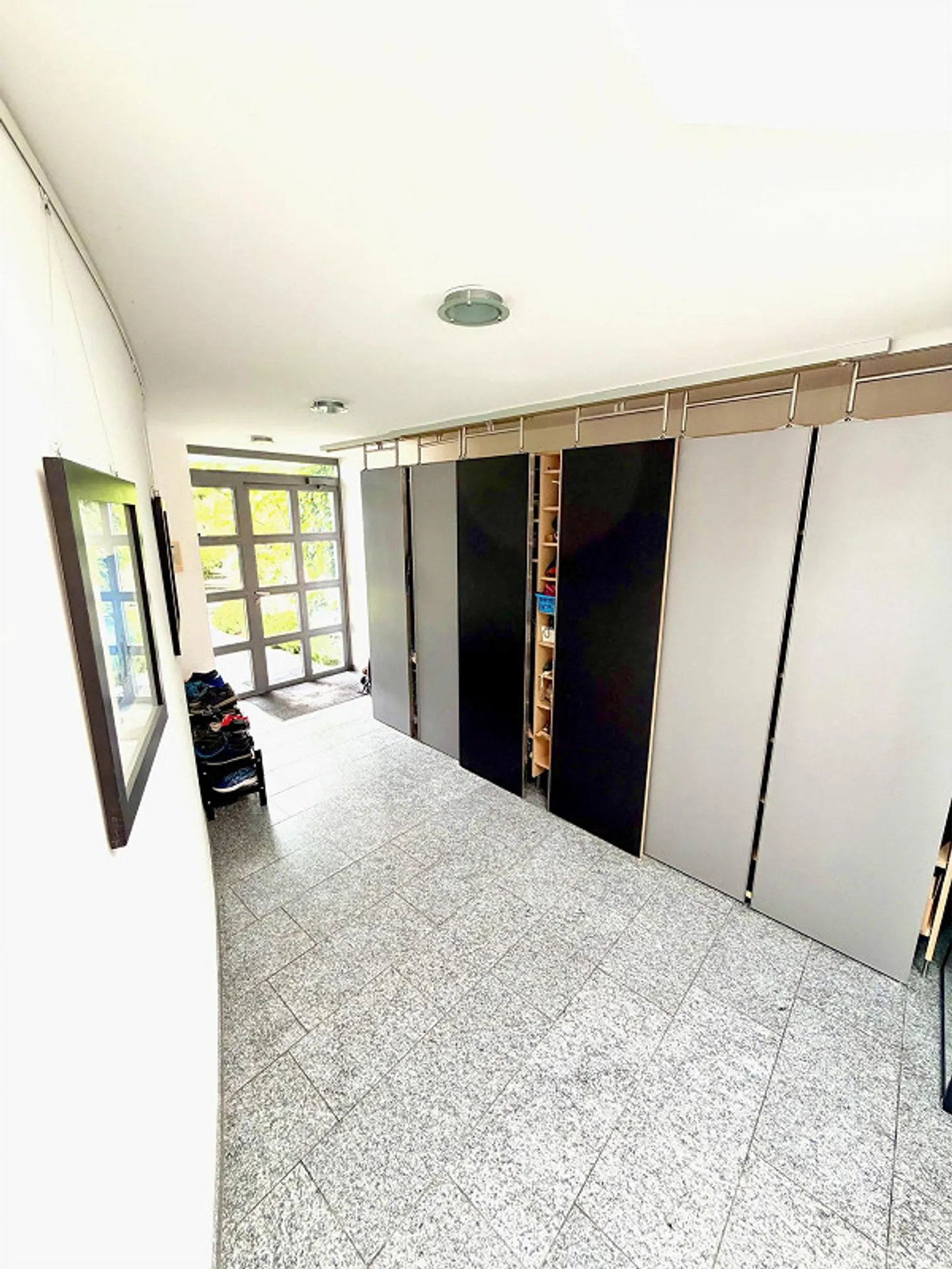 Familienhaus mit atemberaubender Aussicht - Foto 3 von 20