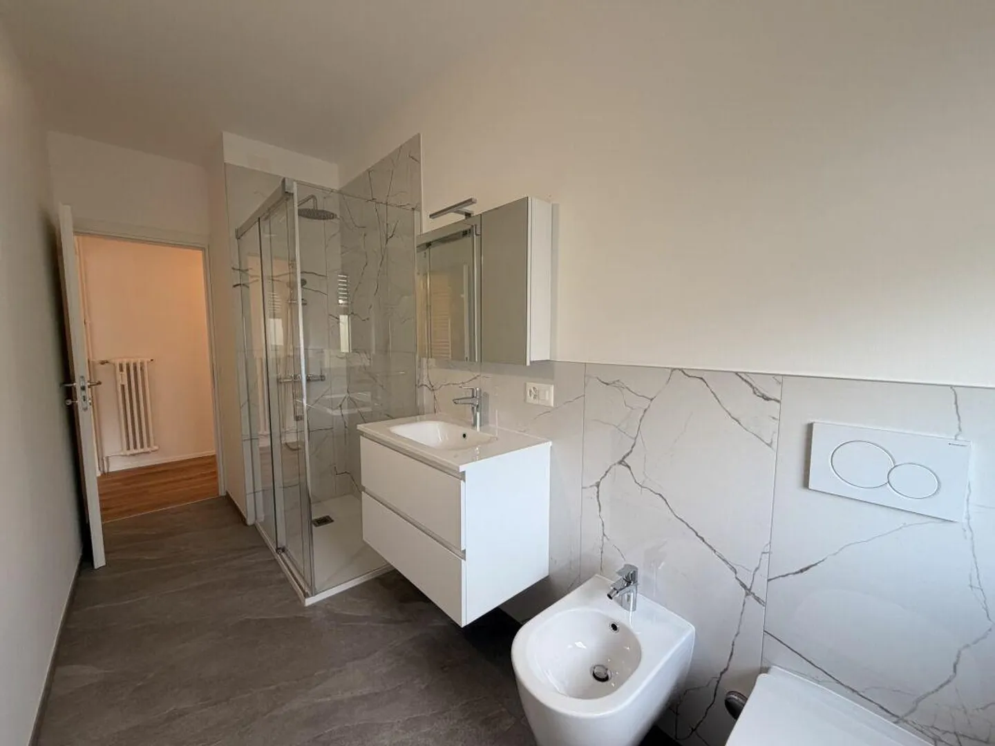 MASSAGNO - 2.5 Room Attic - Renovated - First Rental - Photo 7 of 11