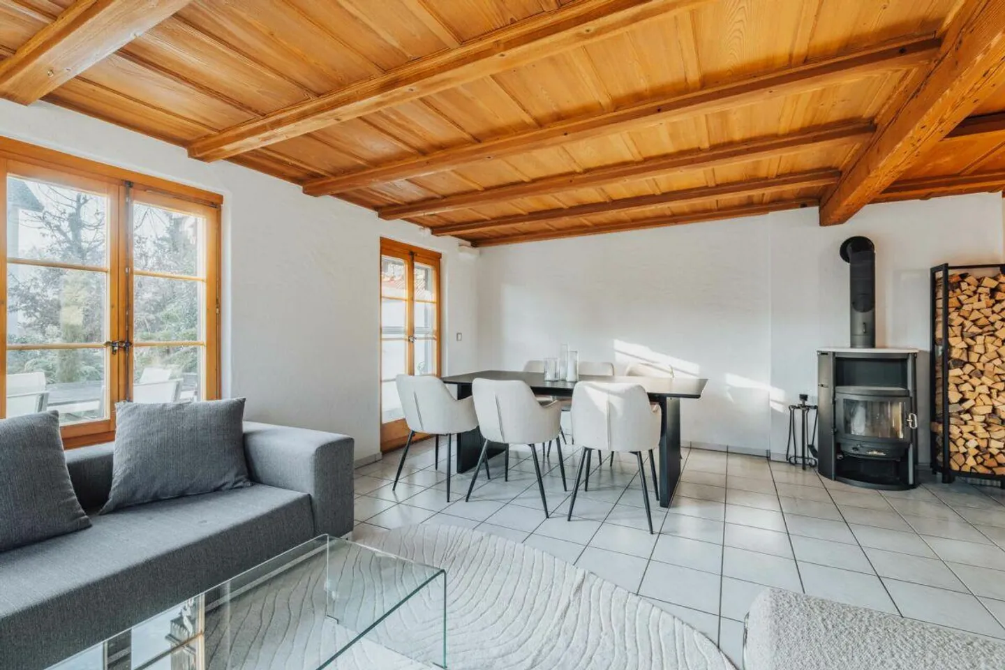 7.5-Room Condominium - Photo 8 of 24