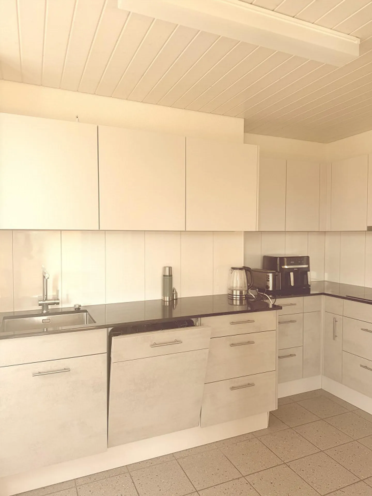 Esclusivo appartamento luminoso di 4,5 stanze a Weinfelden - Foto 4 di 12