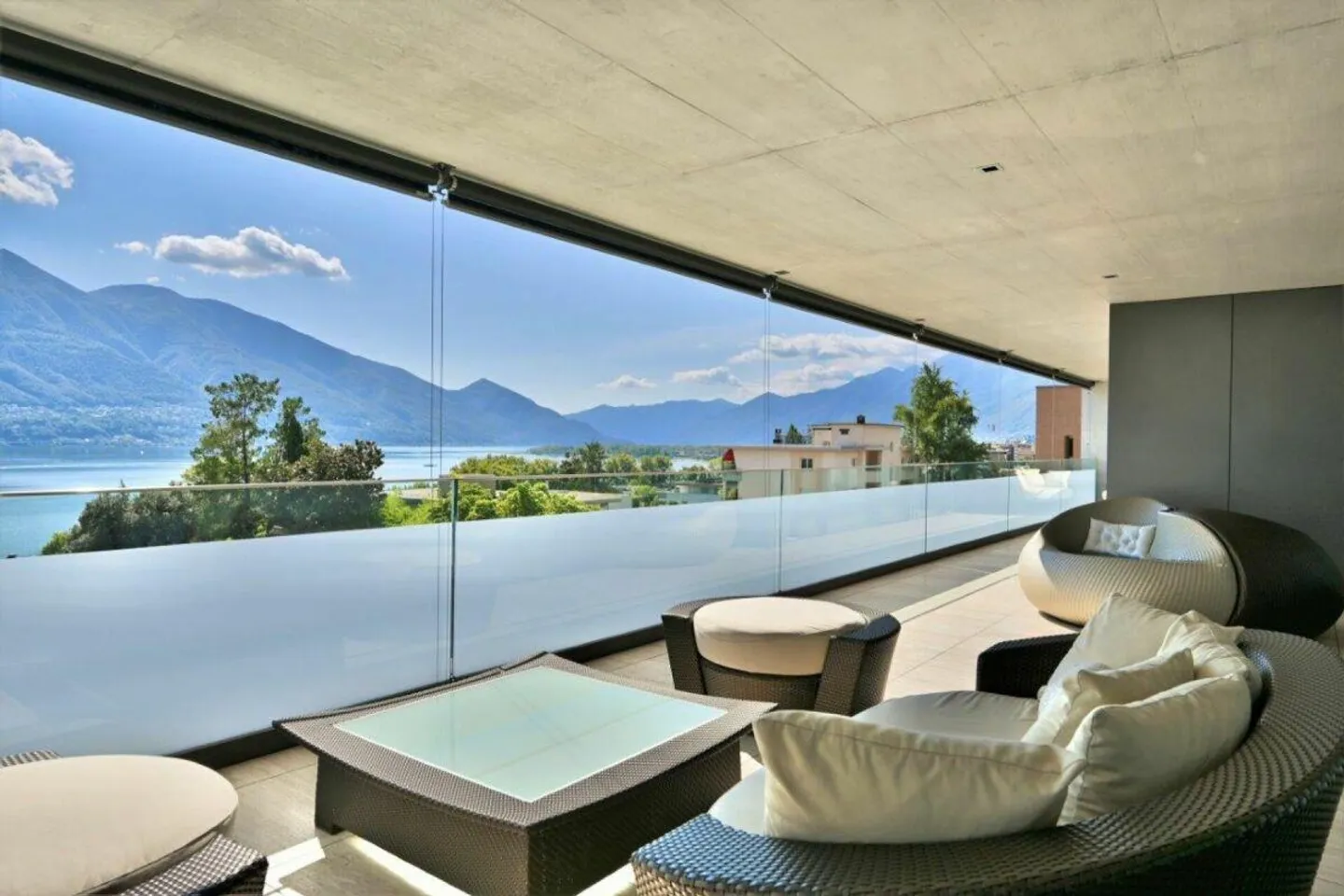 Geräumige und luxuriöse Duplex-Penthouse mit spektakulärem Seeblick - Foto 11 von 15