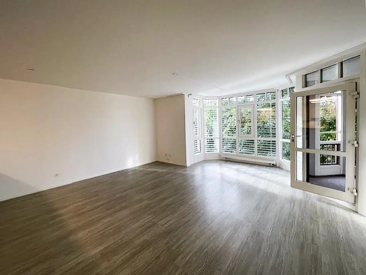 Are you looking for something special? - Photo 3 of 13