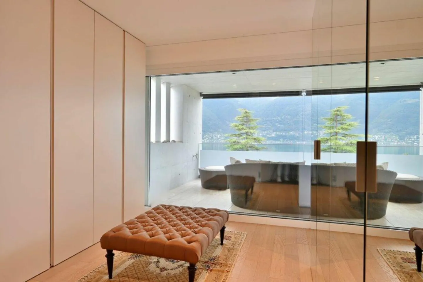 Geräumige und luxuriöse Duplex-Penthouse mit spektakulärem Seeblick - Foto 12 von 15