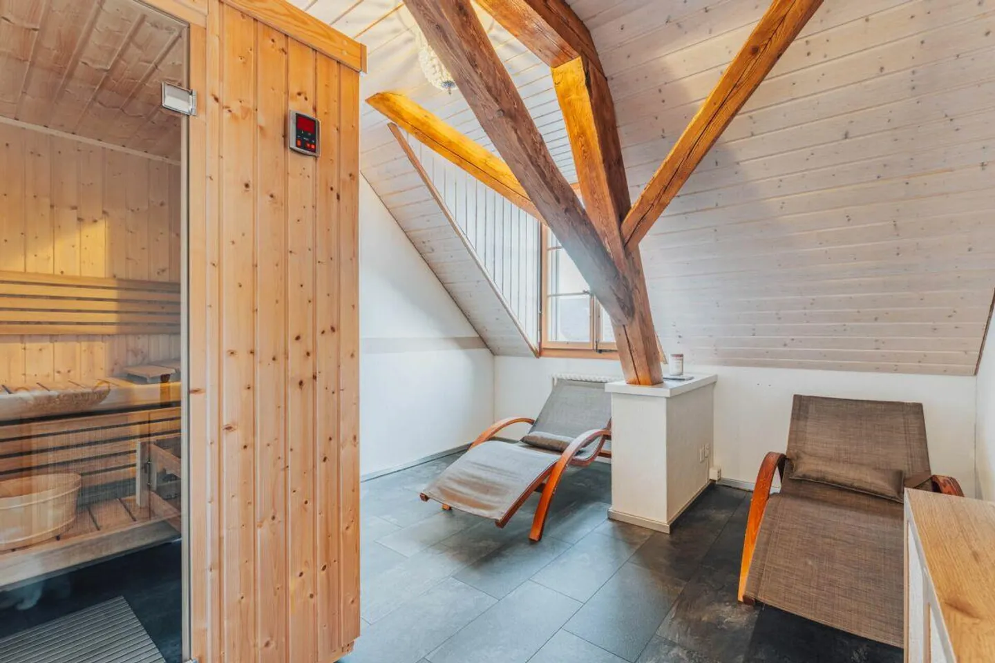 7.5-Room Condominium - Photo 19 of 24