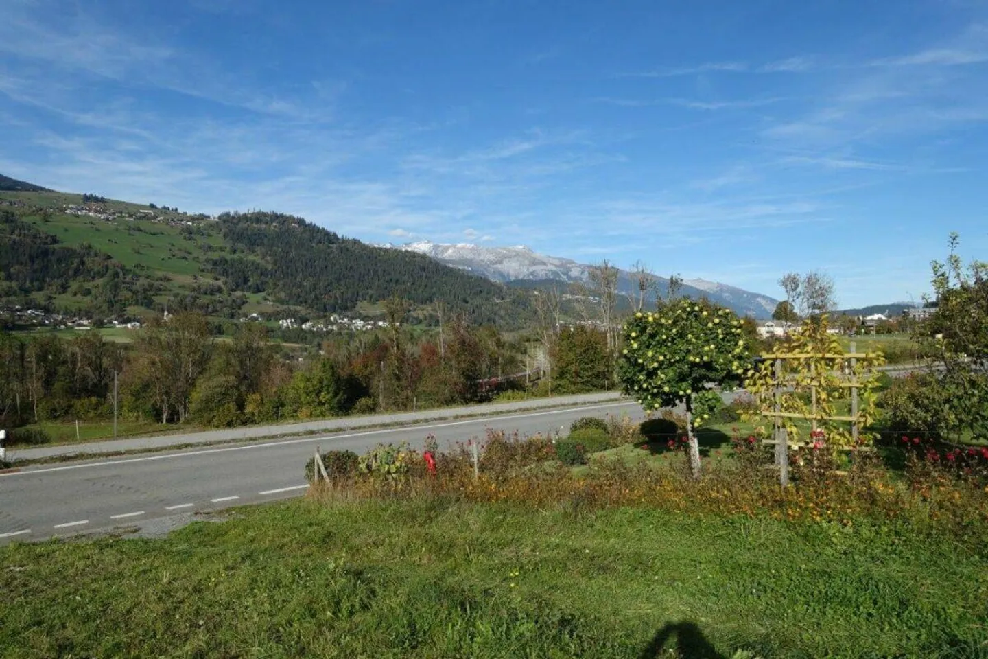 Terrain à bâtir à Castrisch - Photo 3 sur 3