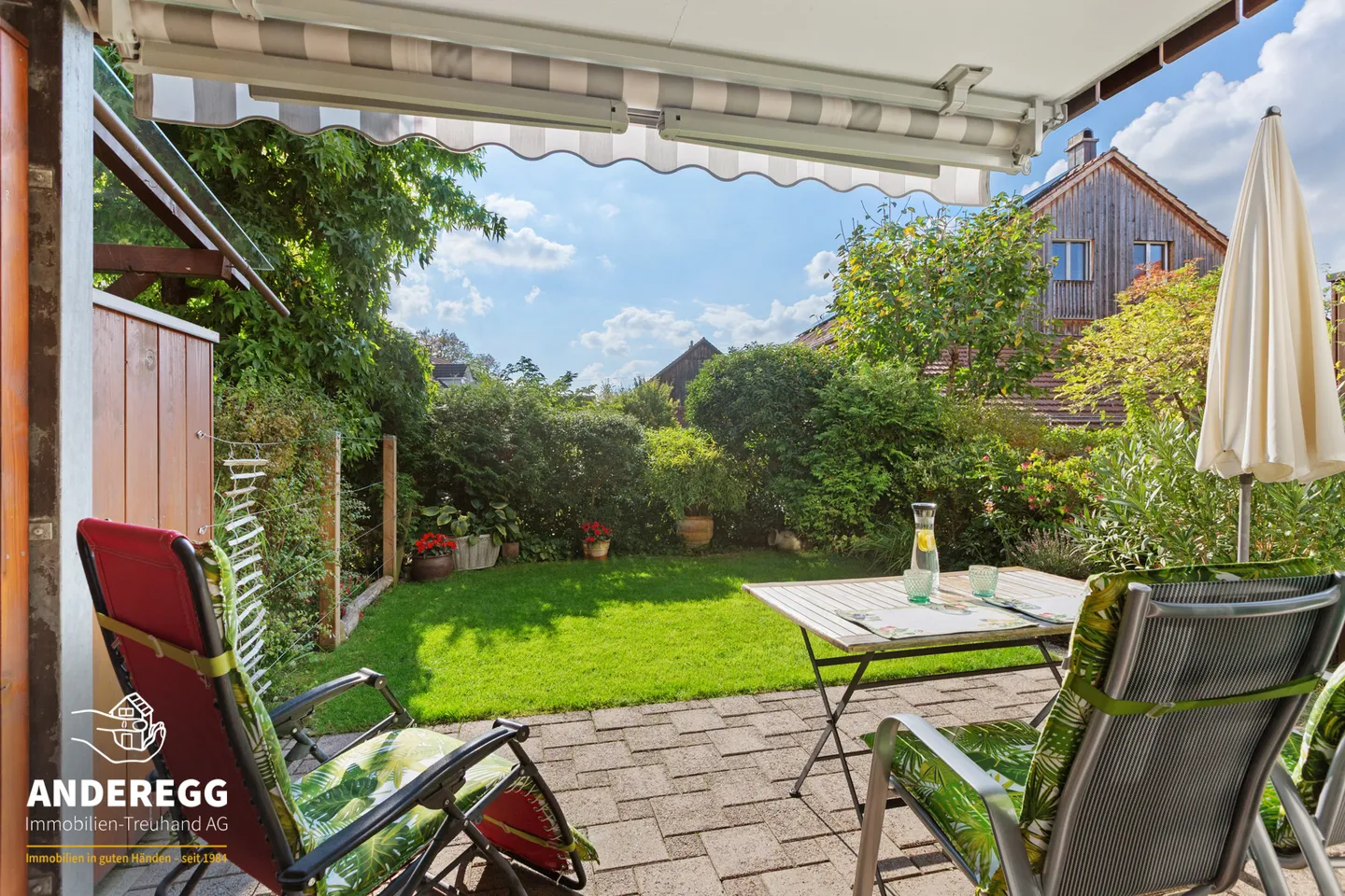 Cozy 4.5 (5.5)-Room Row House in a Quiet Location - Photo 4 of 14