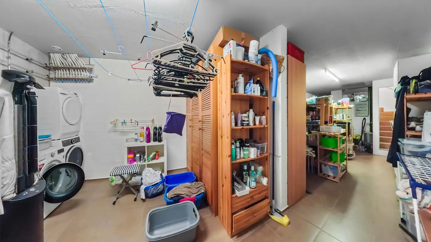 Grosszügiges 6.5-Zimmer-Terrassenhaus mit unverbaubarer Aussicht - Foto 23 von 24