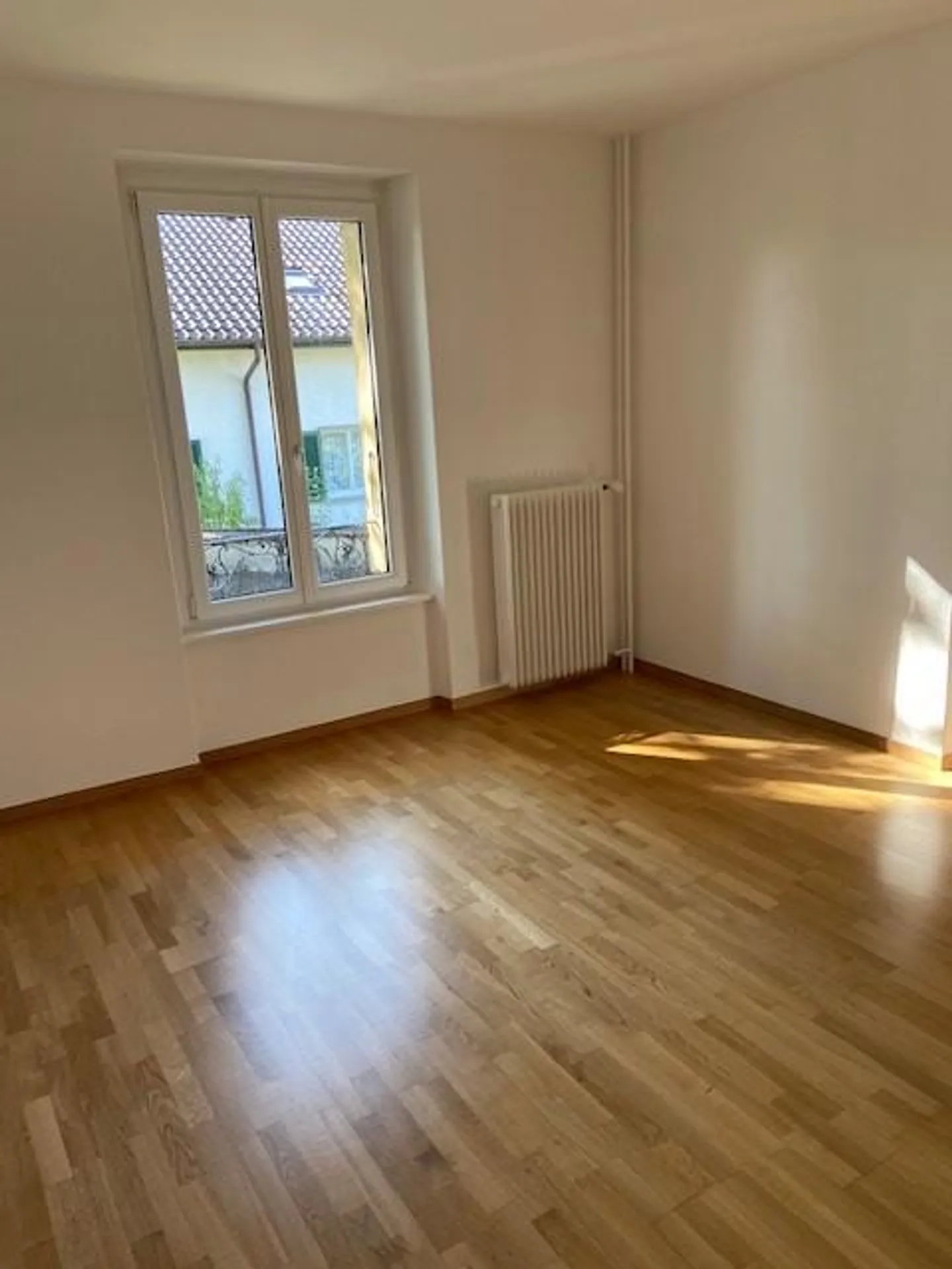 Appartamento 3,5 locali con giardino a Renens - Foto 9 di 11