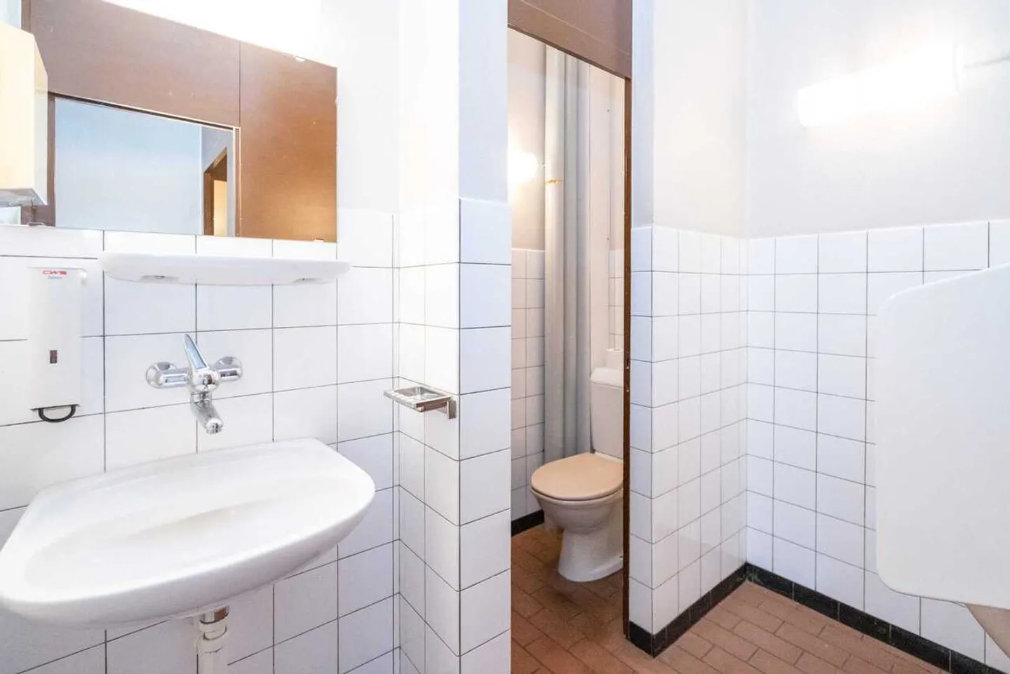 Espace commercial polyvalent - Photo 8 sur 13