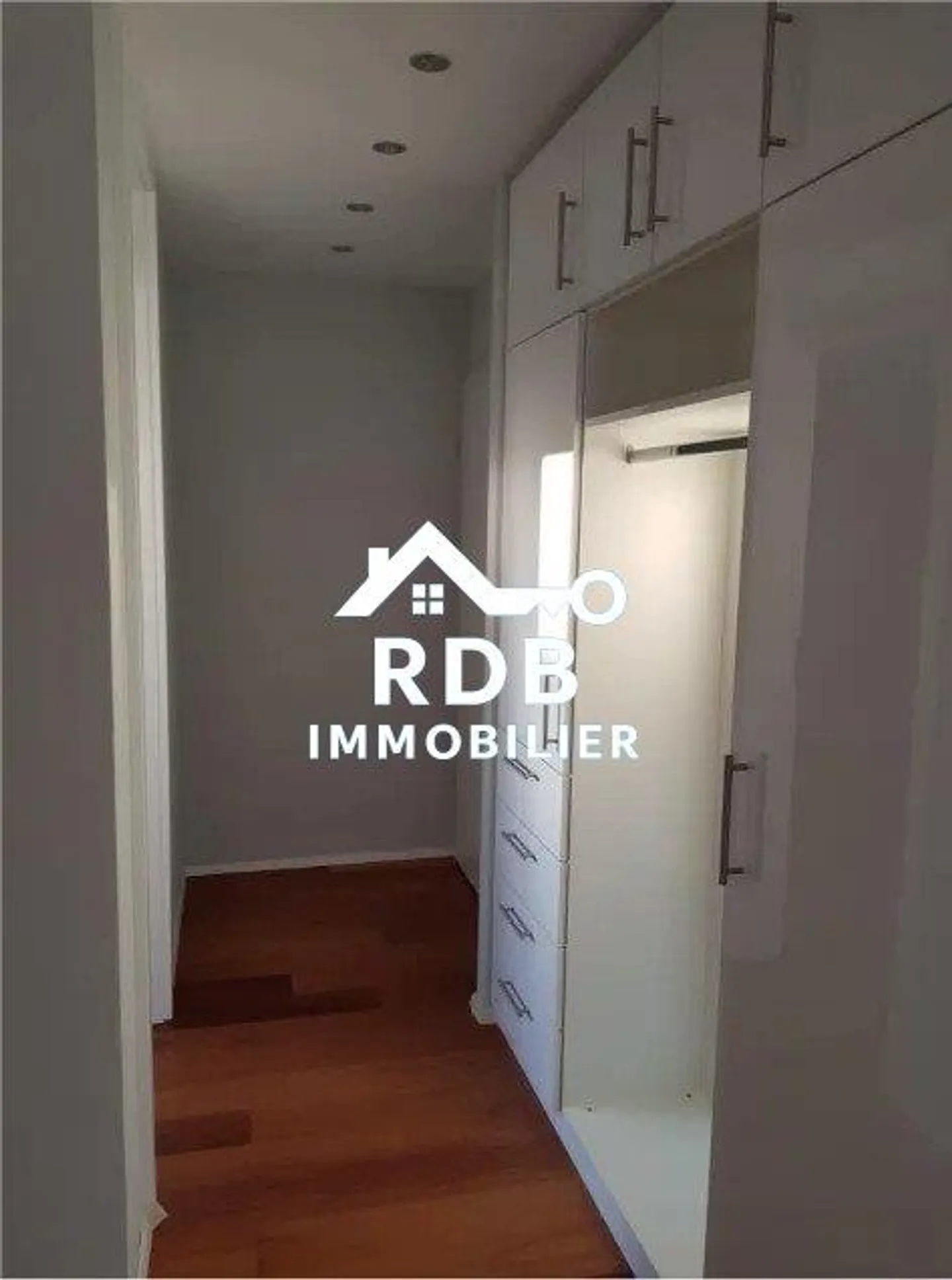 Appartement Charmant avec Balcon - Photo 7 sur 13