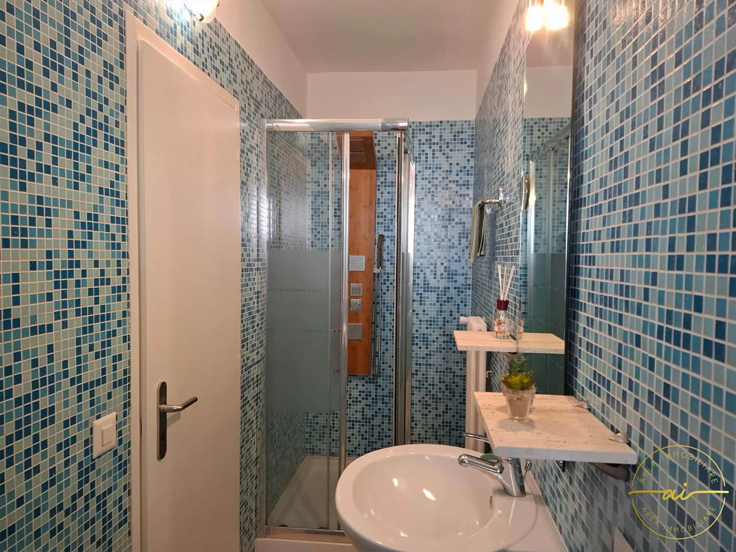 2.5 Room Apartment with a View of the Green - Photo 6 of 7