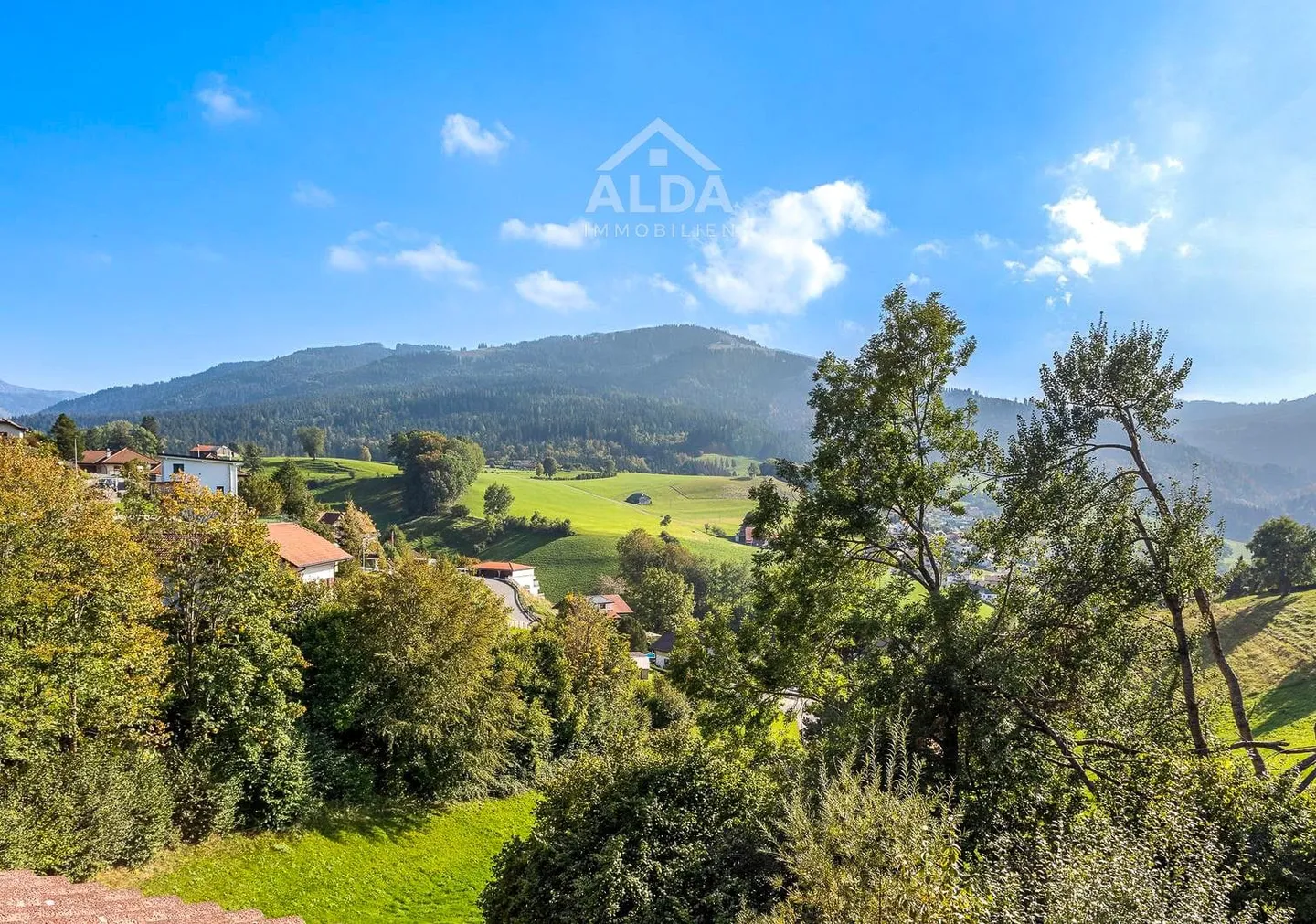 3.5-room apartment with south balcony and view, Plasselb - Photo 1 of 12