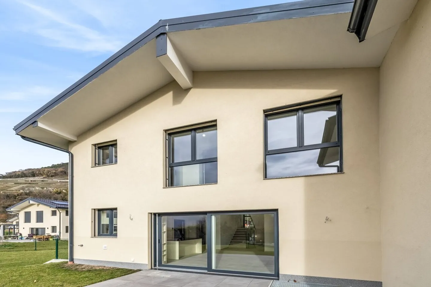 Wunderschöne neue Villa in einem neuen Viertel! - Foto 17 von 17