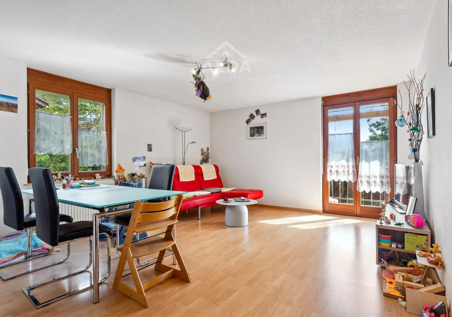 3.5-room apartment with south balcony and view, Plasselb - Photo 2 of 12