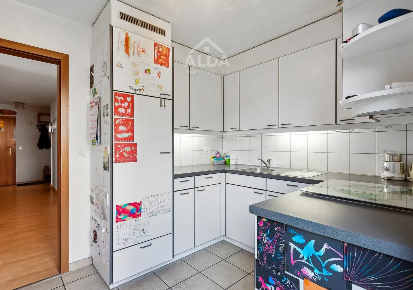 3.5-room apartment with south balcony and view, Plasselb - Photo 4 of 12