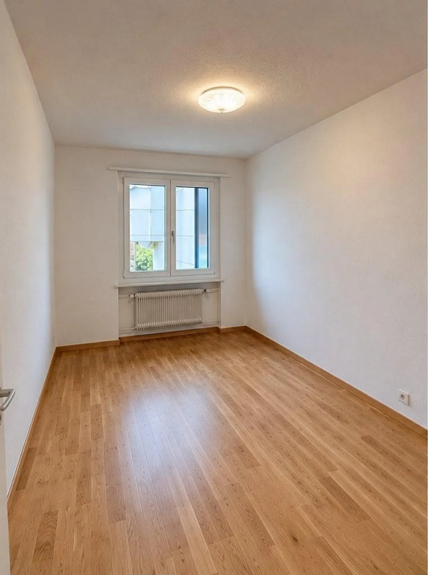 Votre nouveau chez-vous avec vue sur le Niesen - Photo 4 sur 9