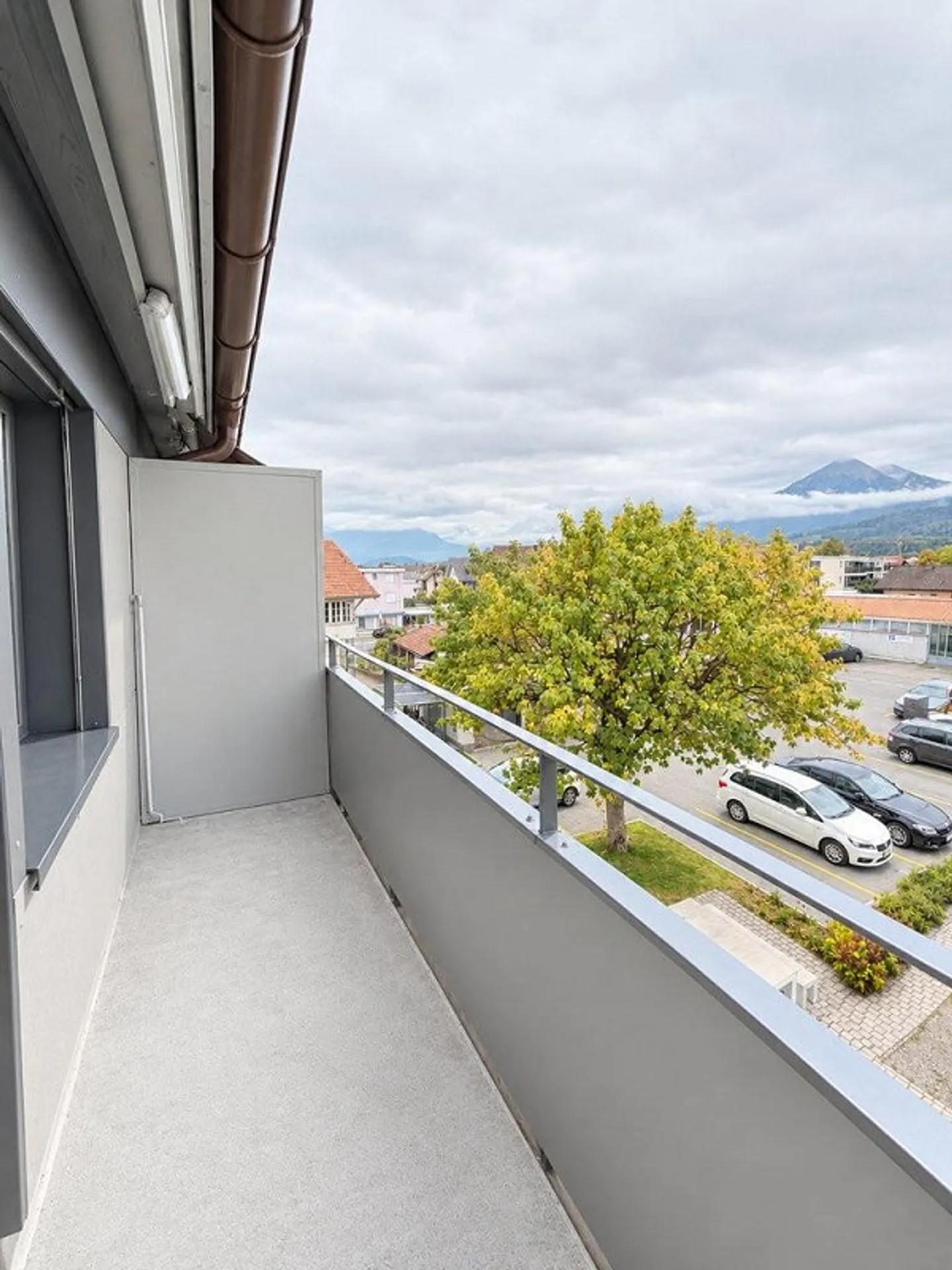 Votre nouveau chez-vous avec vue sur le Niesen - Photo 9 sur 9