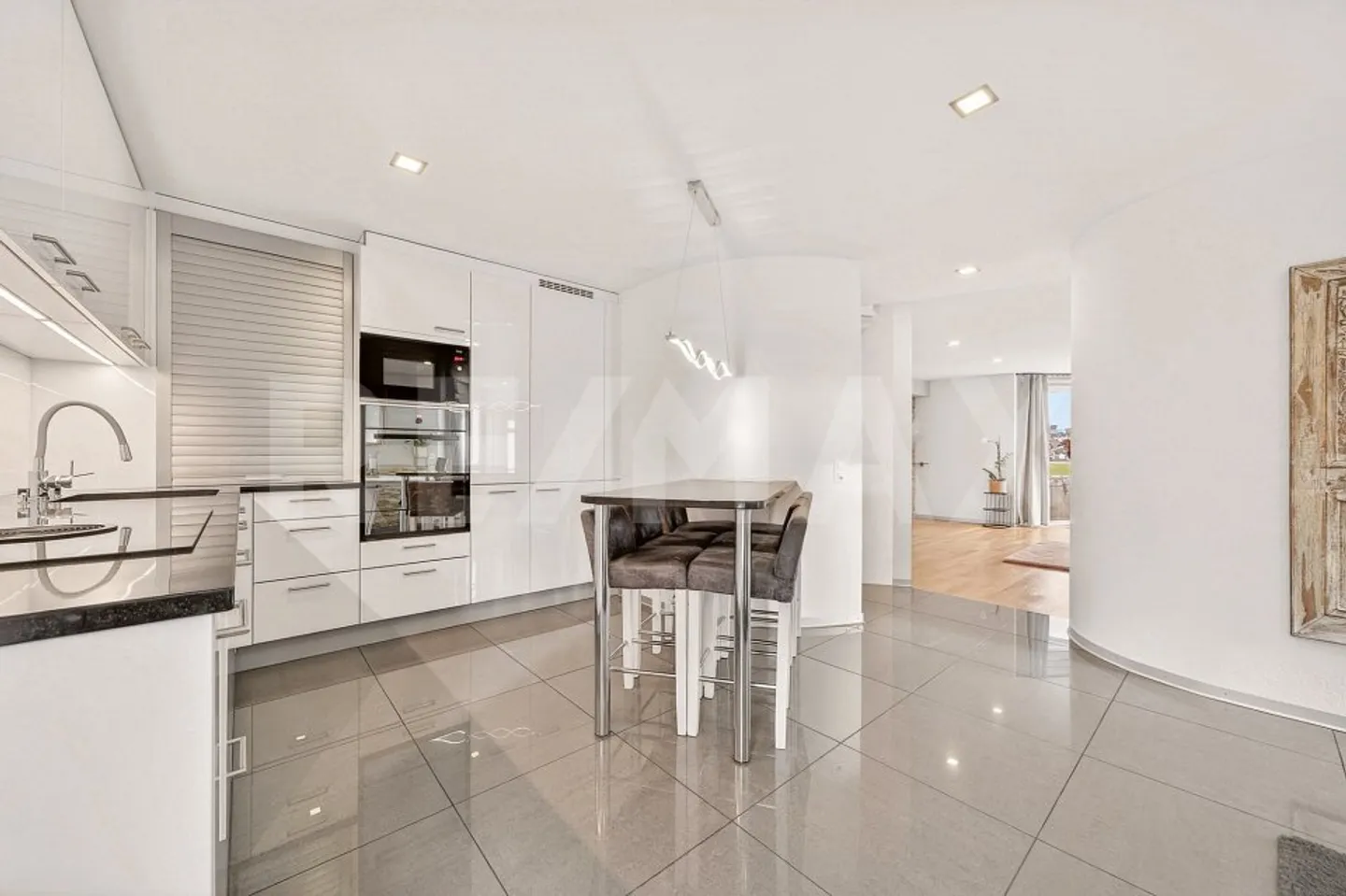 Modern 5.5-room house with breathtaking panoramic views - Photo 5 of 13