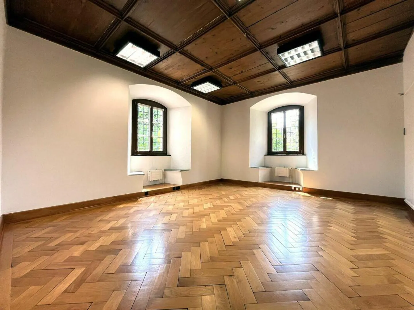 Characterful commercial space in the heart of Schwyz - Photo 2 of 10