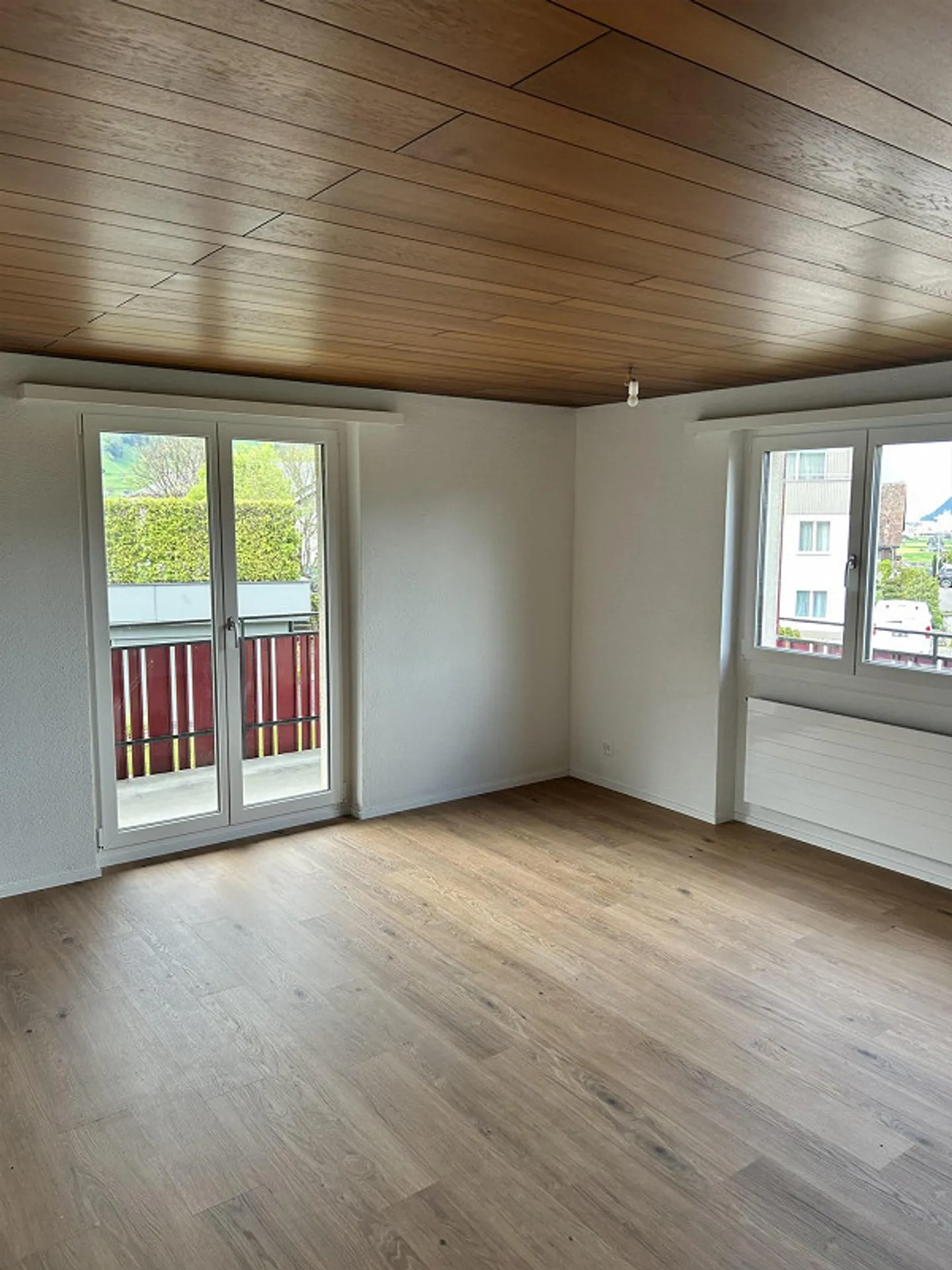 Maison individuelle rénovée avec grand espace extérieur à louer - Photo 4 sur 16