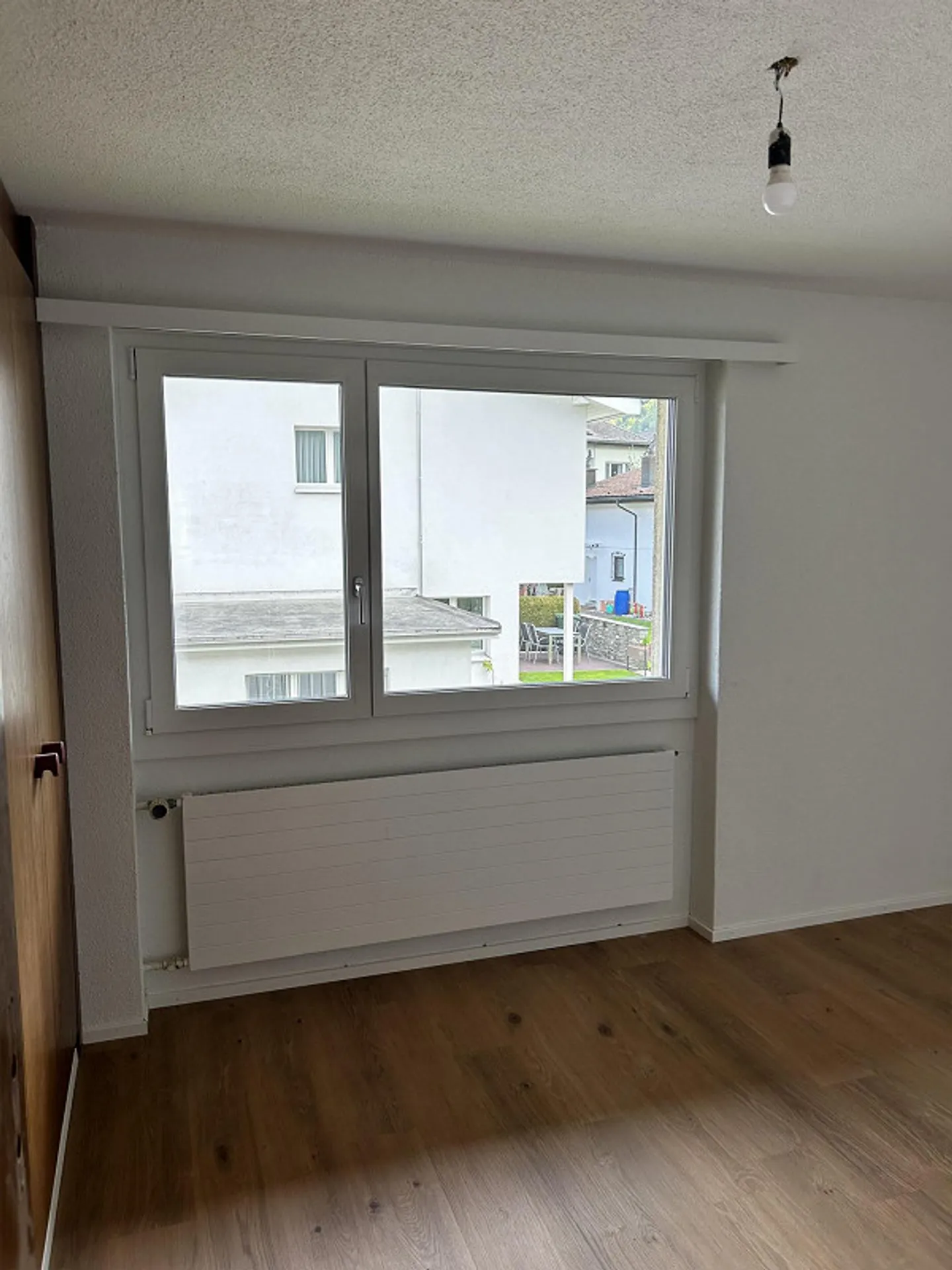 Maison individuelle rénovée avec grand espace extérieur à louer - Photo 7 sur 16