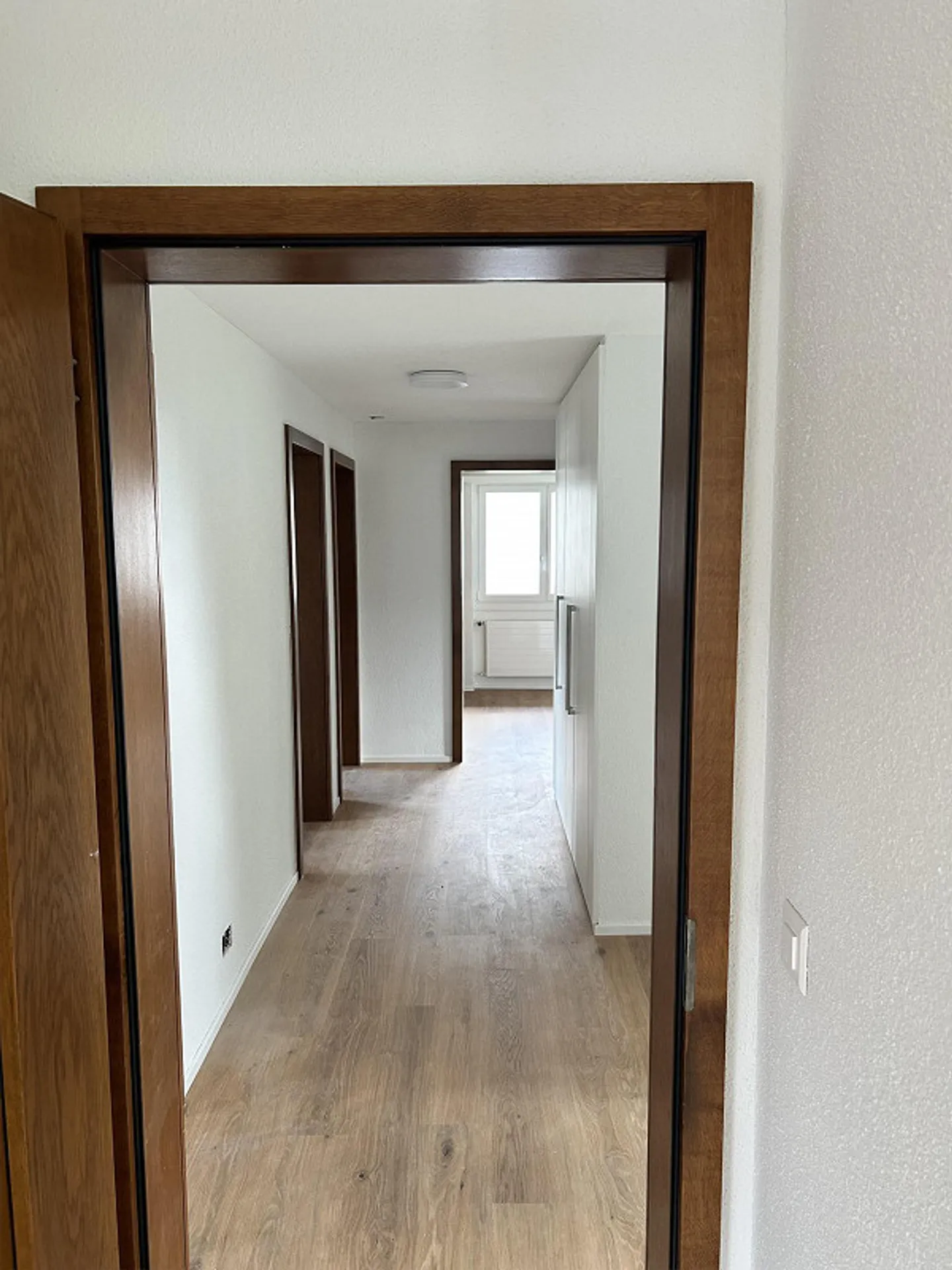 Maison individuelle rénovée avec grand espace extérieur à louer - Photo 9 sur 16