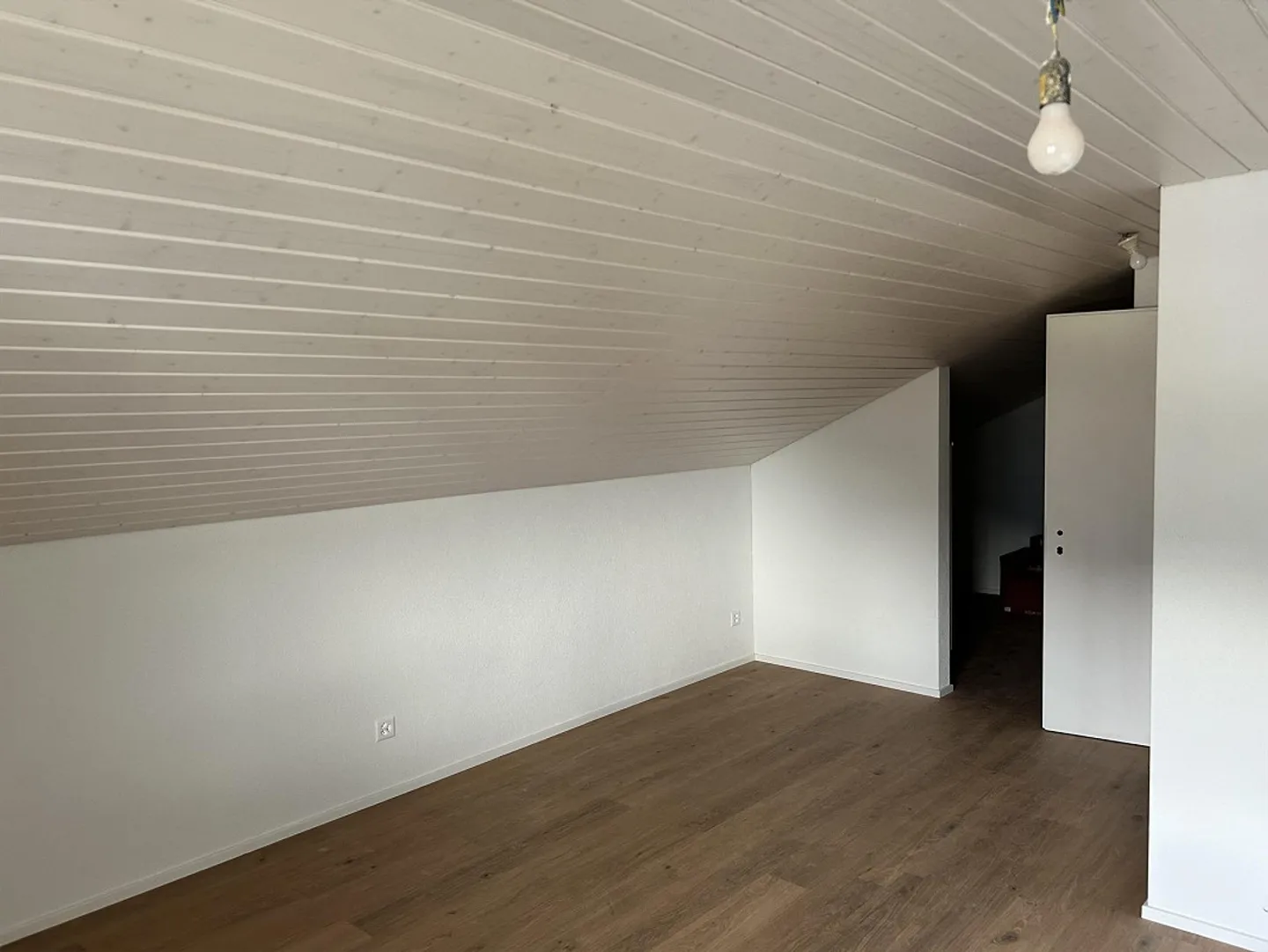 Maison individuelle rénovée avec grand espace extérieur à louer - Photo 10 sur 16