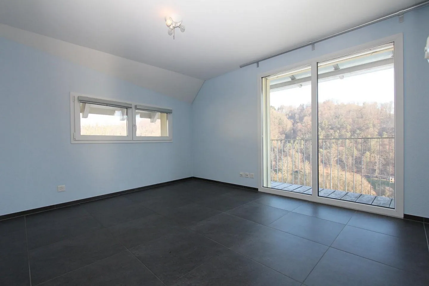 Bright 4½-room apartment near the Rhine river - Photo 7 of 13