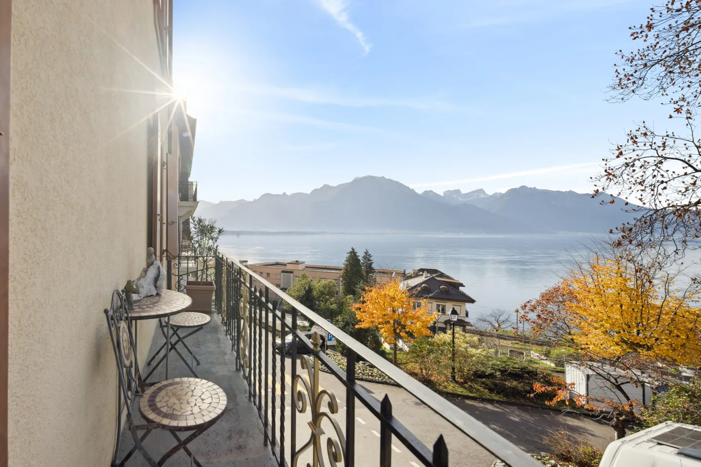 In the heart of Veytaux - Ideally located building - Photo 5 of 12