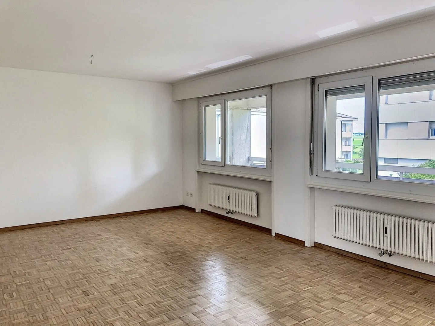 Grand 4½ pièces situé dans un beau cadre de verdure - Foto 3 di 13
