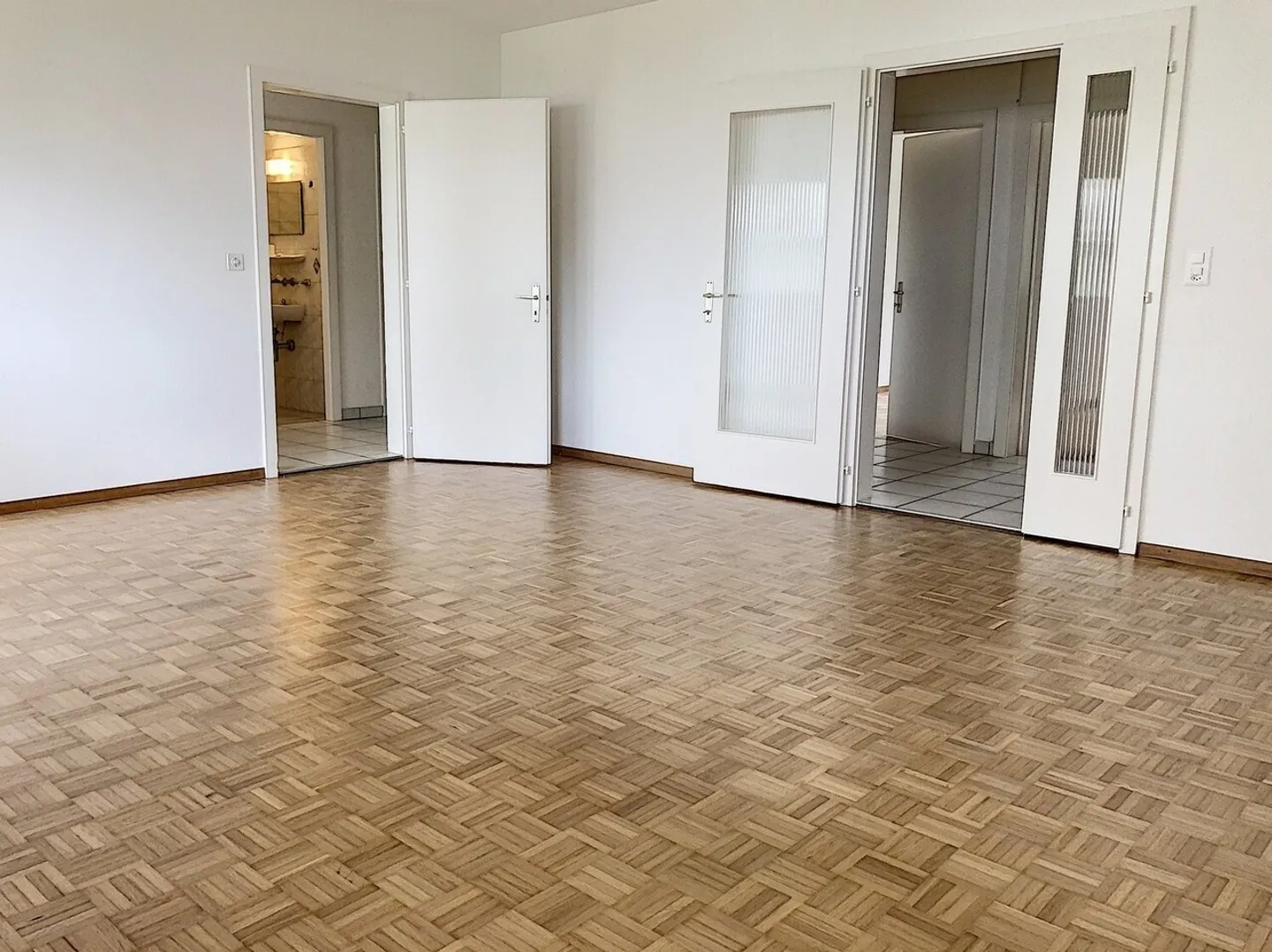 Grand 4½ pièces situé dans un beau cadre de verdure - Foto 4 di 13