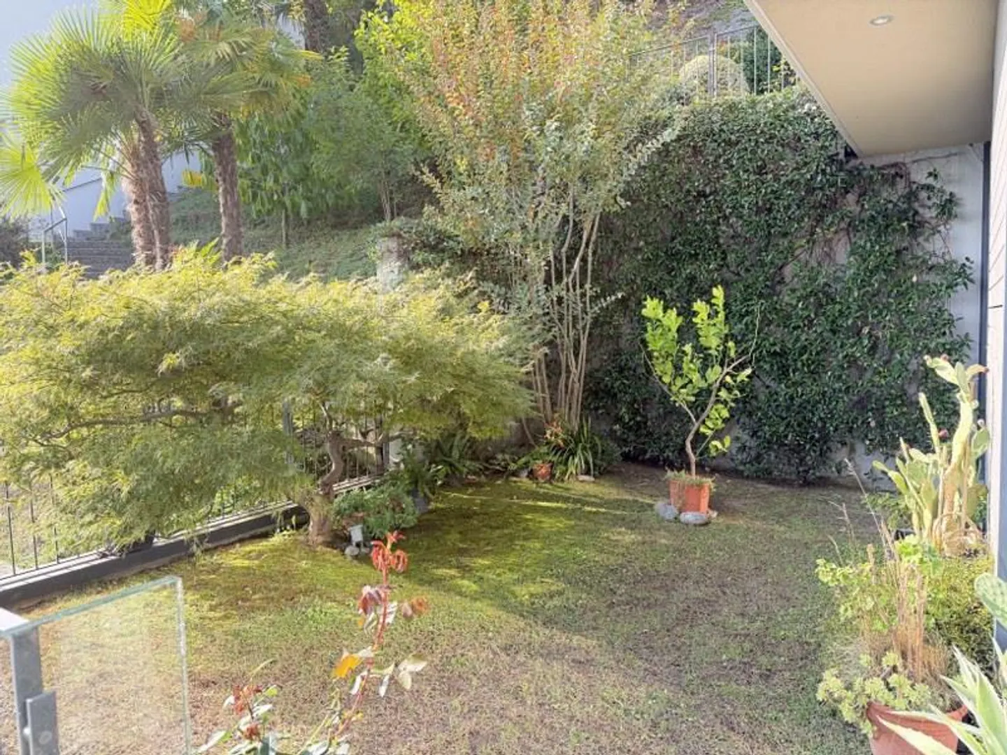 3.5-ROOM APARTMENT FURNISHED WITH LAKE VIEW, GARDEN AND TERRACE - Photo 10 of 13