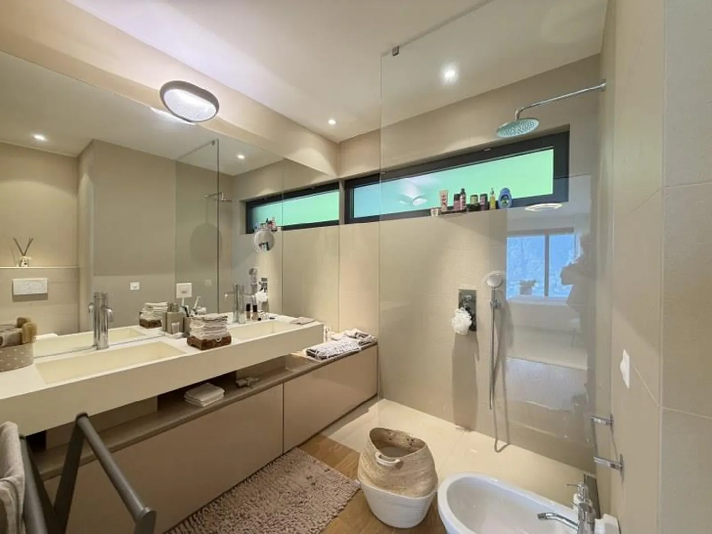3.5-ROOM APARTMENT FURNISHED WITH LAKE VIEW, GARDEN AND TERRACE - Photo 12 of 13