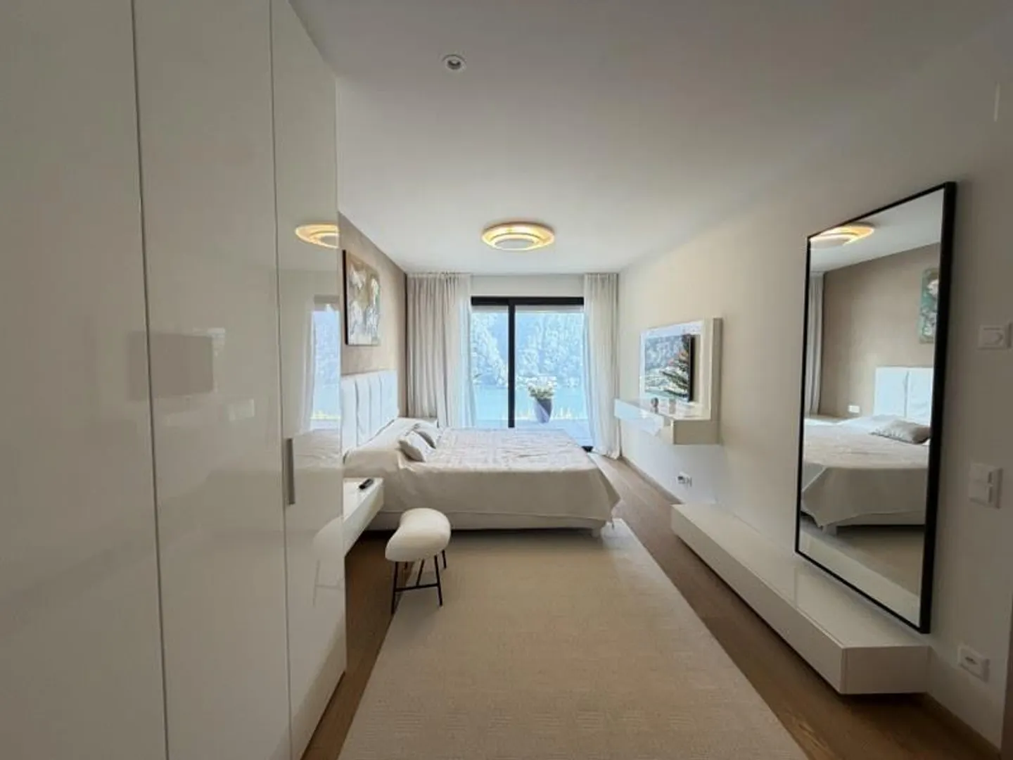 3.5-ROOM APARTMENT FURNISHED WITH LAKE VIEW, GARDEN AND TERRACE - Photo 13 of 13