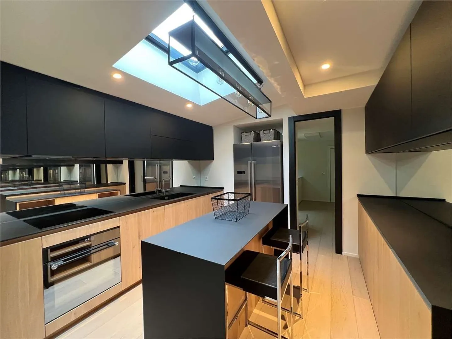 Elegance in the Heart of Montagnola, Exclusive Country House - Photo 6 of 13