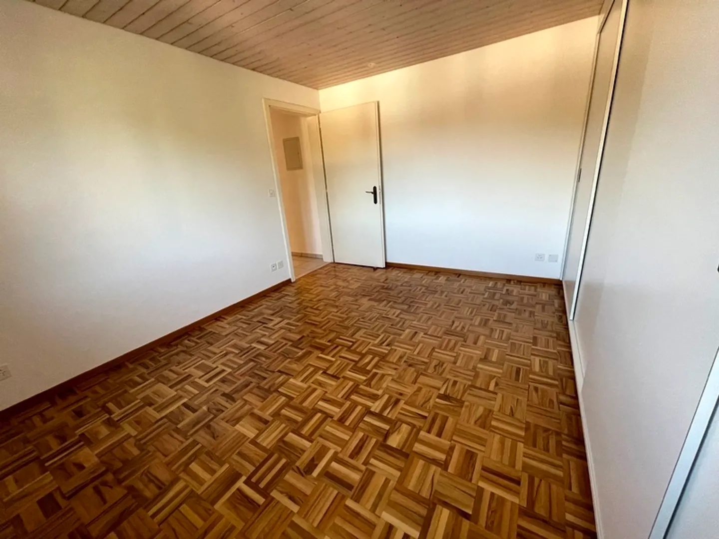 Appartamento in affitto - Foto 7 di 10