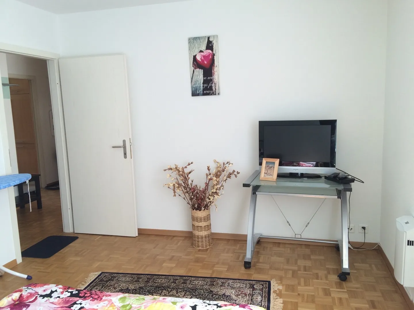 Modern 3.5-Room Apartment - Photo 9 of 13